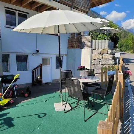 Lakeview Basement Near Interlaken Niederried bei Interlaken