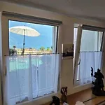Lakeview Basement Near Interlaken Apartment *